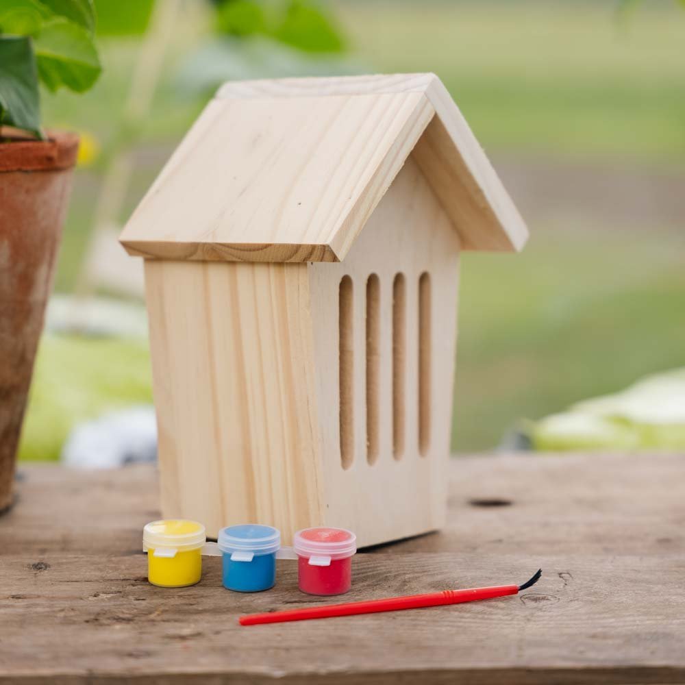 Doe - het - zelf vlinderhuis met verf