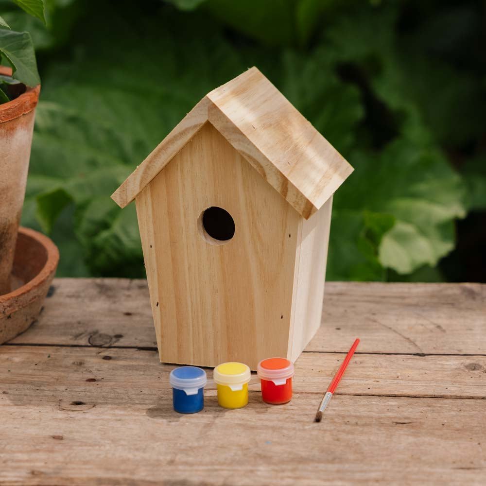 Doe - het - zelf vogelhuisje met verf