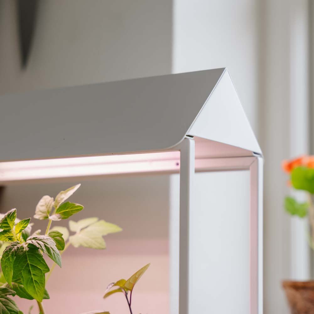 Groeilicht, wit, L: 17,5 cm B: 42,4 cm H: 36,5 cm